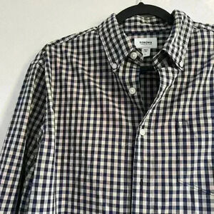 Men’s checkered dress shirt button down